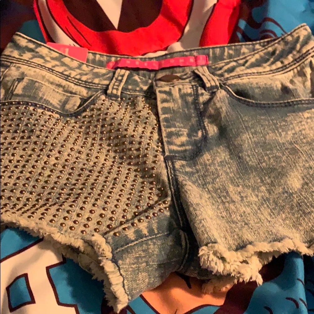 Mini shorts